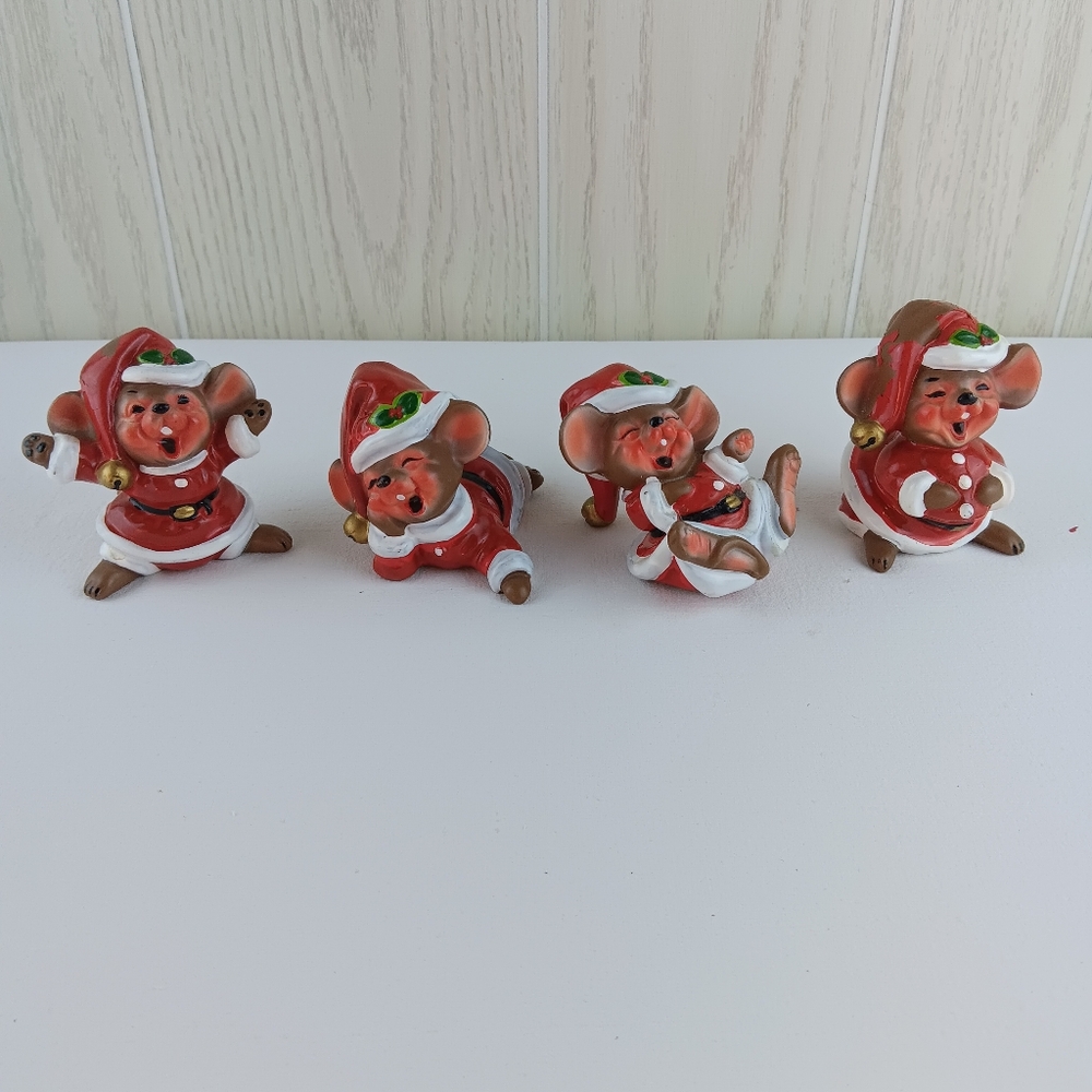 Vintage George Good set of four  sleepy Christmas Mice mouse Santa mouse ceremic